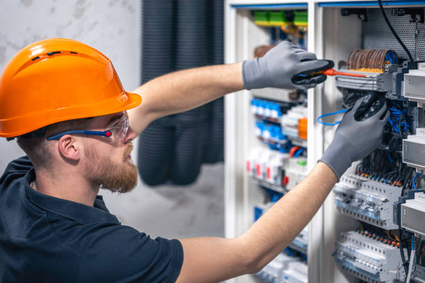 Best Local Electrician Companies  in Laurel Hill, VA